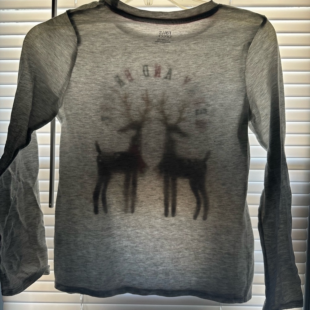 EUC Christmas kids shirt  🎄 🎅🏽 - Picture 2 of 3